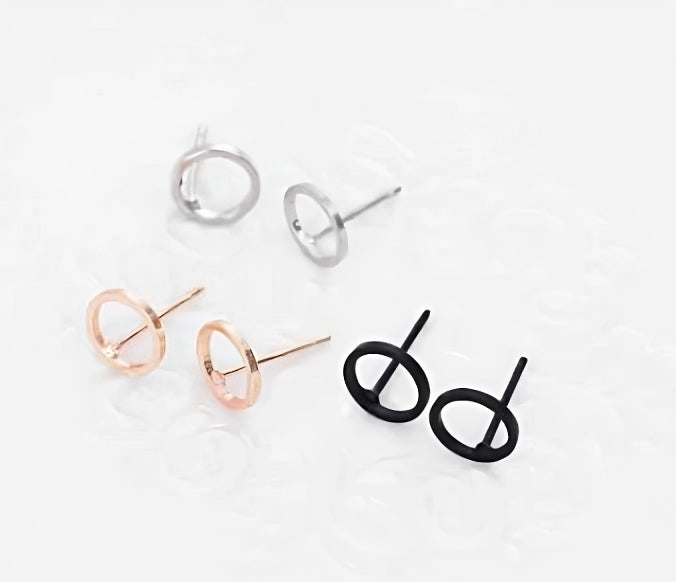 Chic and Minimalist Tiny Circle Stud Earrings - Perfect for Any Style - VHD